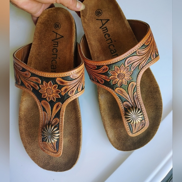 American Darling hand-carved genuine leather flip-flop sandals,women's sz 10. - Picture 7 of 17